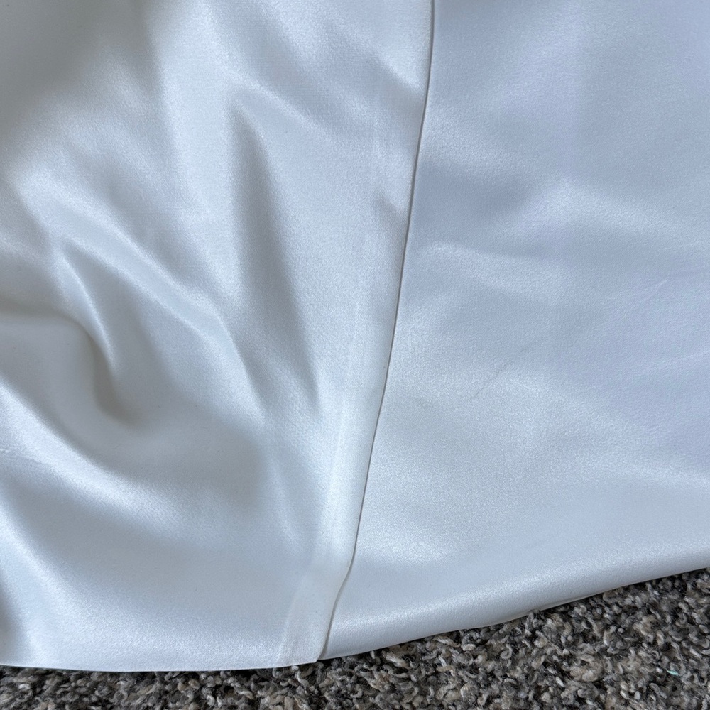 Oleg Cassini Elegant White Satin Wedding Dress - Picture 12 of 14